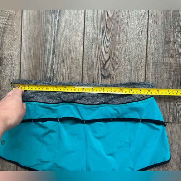 Lululemon Run: Speed Short *4-way Stretch Blue Tropics size 8 - Picture 8 of 10